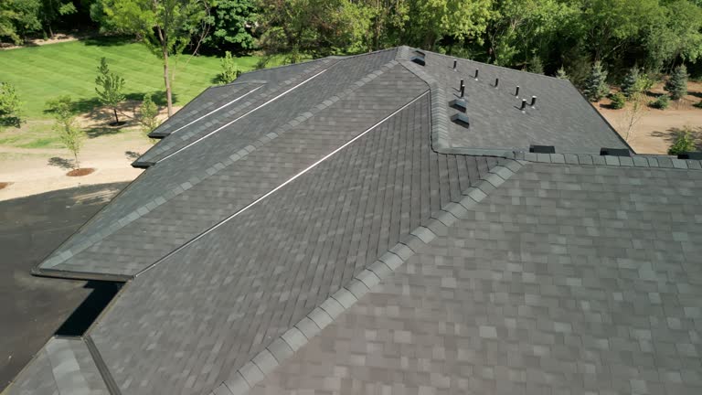 Best Roof Maintenance and Cleaning  in Mokuleia, HI